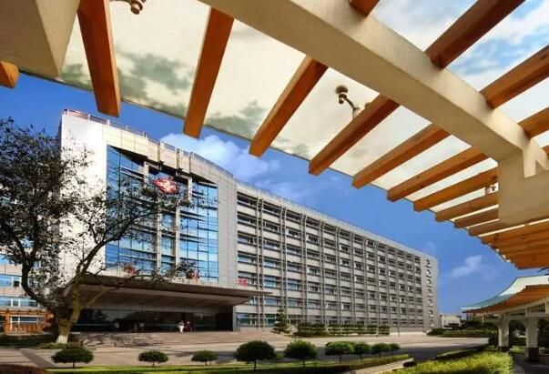 1725799393848959.jpg 136.jpg